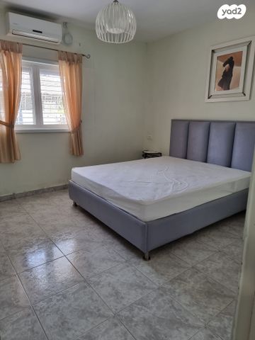 דו משפחתי, נאות גנים, נתניה