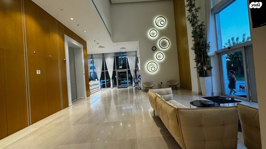 גג/ פנטהאוז, גלי הים, נתניה