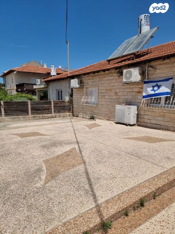 דו משפחתי, נאות גנים, נתניה