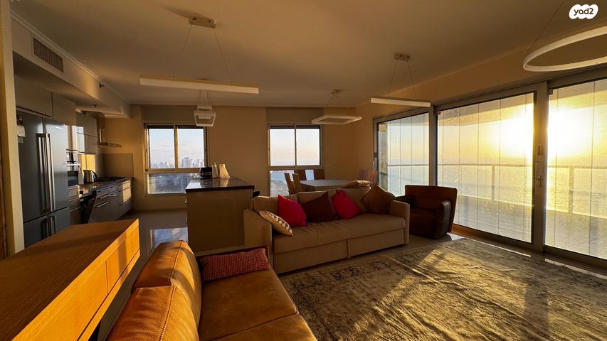 גג/ פנטהאוז, גלי הים, נתניה