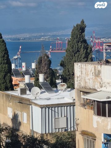 גג/ פנטהאוז, ארלוזורוב, הדר עליון, חיפה