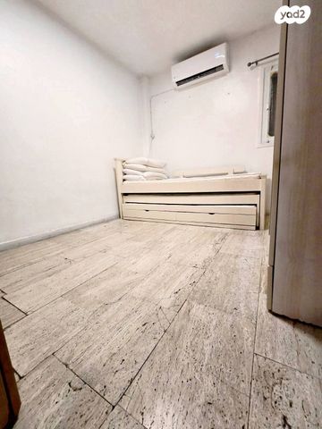 דירה, צרעה, נווה אליעזר וכפר שלם מזרח, תל אביב יפו