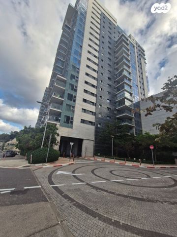 שדרות אבא חושי 147