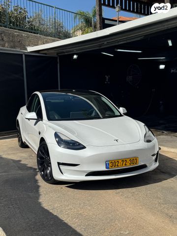 טסלה מודל 3