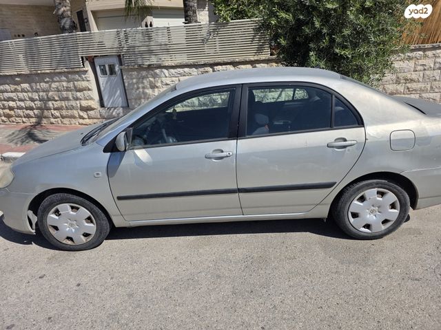 מודעת רכב טויוטה קורולה