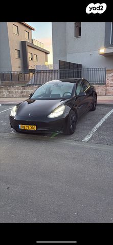 מודעת רכב טסלה מודל 3