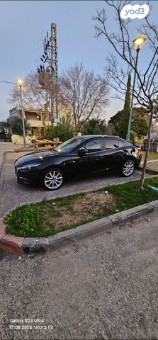 מודעת רכב מאזדה 3