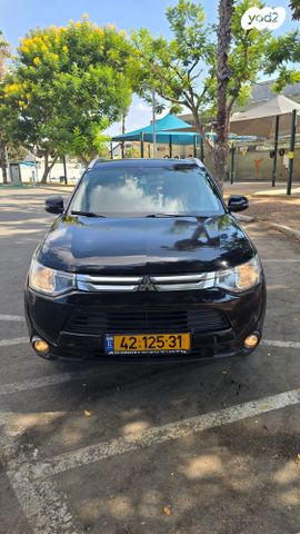 מיצובישי אאוטלנדר