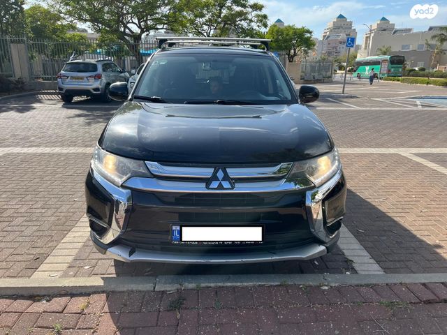 מיצובישי אאוטלנדר