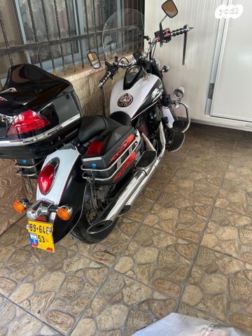 קאוואסאקי VN900 קלאסיק