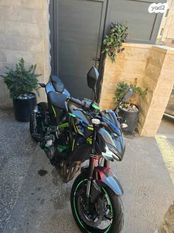 מודעת רכב קאוואסאקי Z900