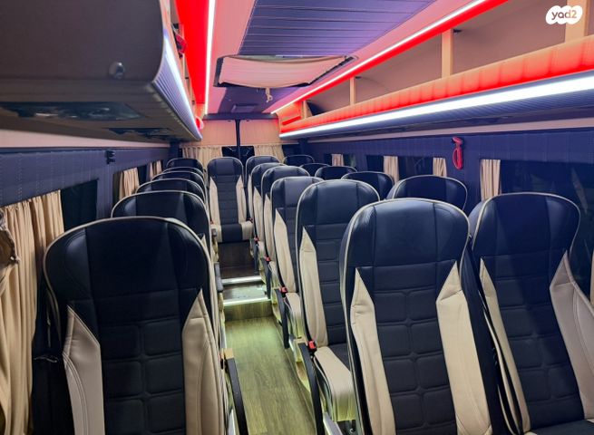 מיניבוסים ורכבי הסעות