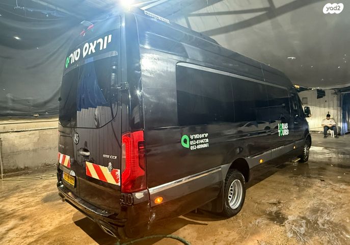 מיניבוסים ורכבי הסעות