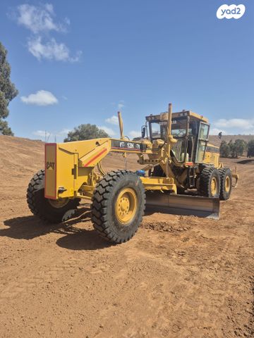 מודעת רכב מפלסת