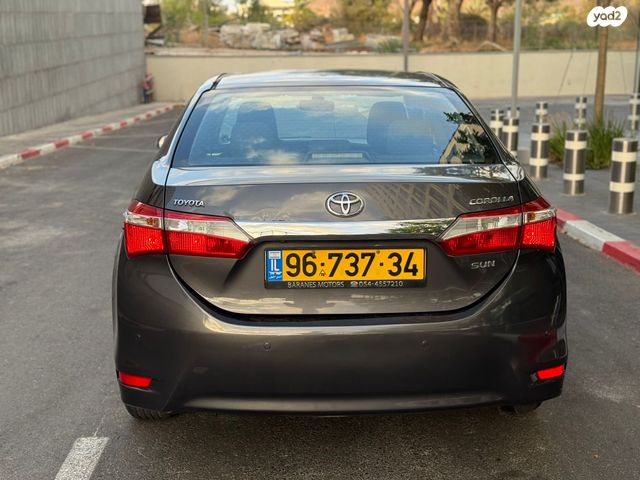 טויוטה קורולה