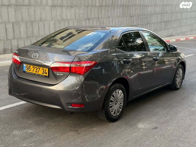 טויוטה קורולה