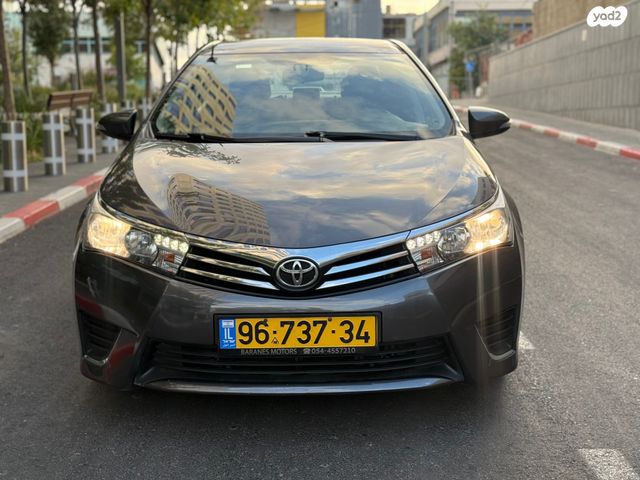 טויוטה קורולה