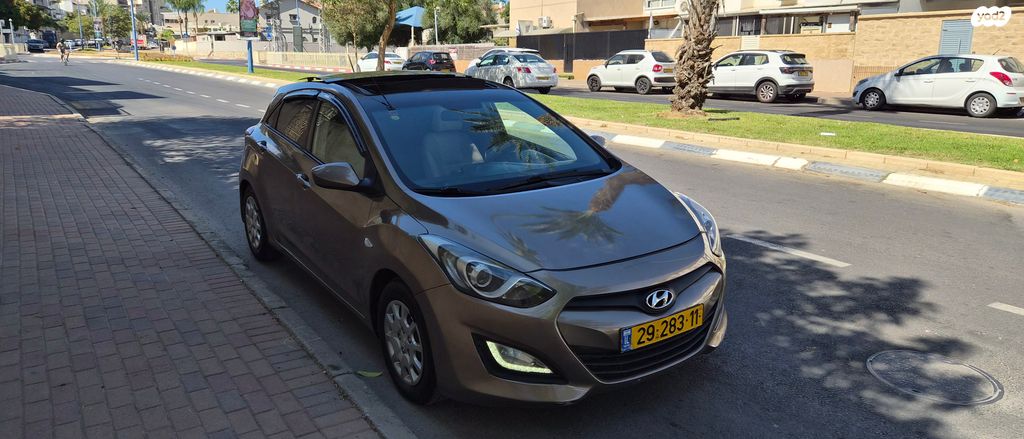 יונדאי i30