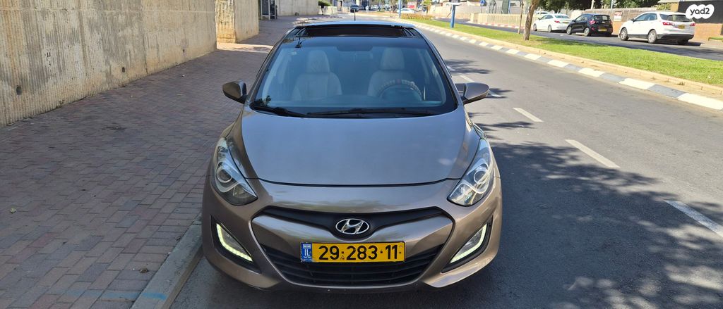 יונדאי i30