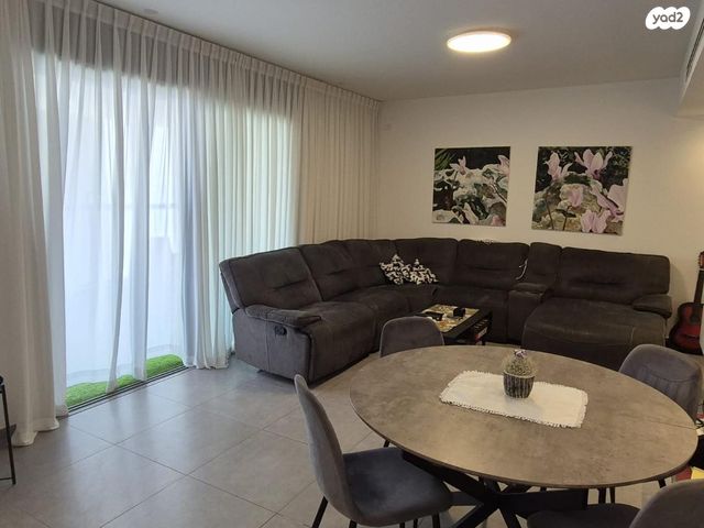 שלום דנינו 4