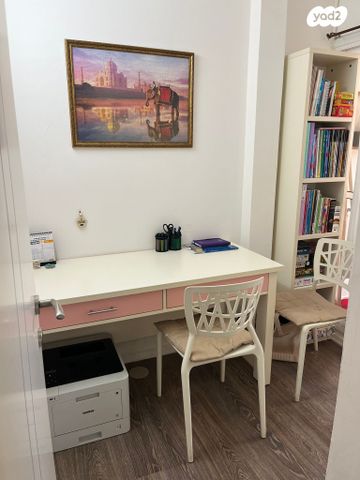 דירה, דרך הציונות 79, רובע ד', אריאל