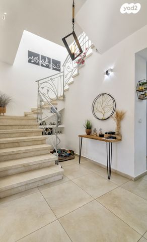 דו משפחתי, נחל צאלים 4, אמירי גן, גדרה