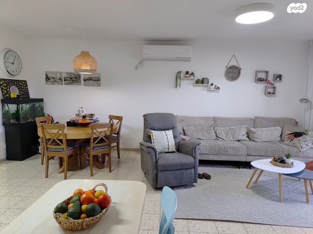 דירה, הנרקיס 11, נאות הדרים (חבצלת הצעירה), קרית עקרון