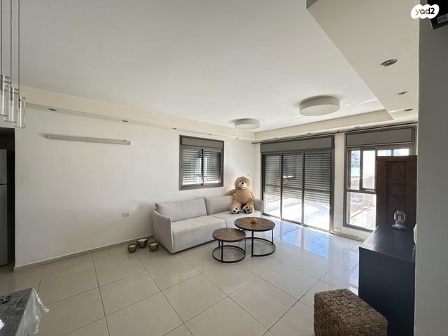 דופלקס, פנחס אילון 7, קרית אילון, חולון