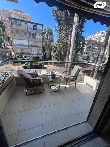 דירה, אחד העם 20, א' / צפון מזרח העיר, רחובות