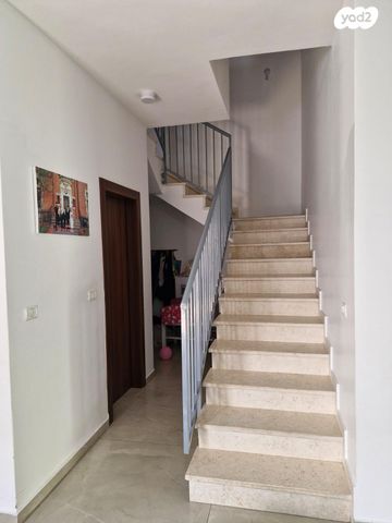 בית פרטי/ קוטג', רב ישראל אבוחצירה 9, עמנואל, עמנואל