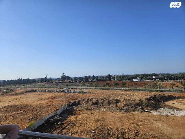 דירה, יהודה עמיחי 16, נווה זמר, רעננה