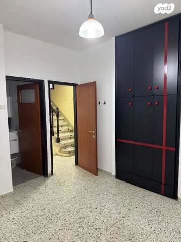 בית פרטי/ קוטג', הגפן 4, יפה נוף וגני דן, רמלה