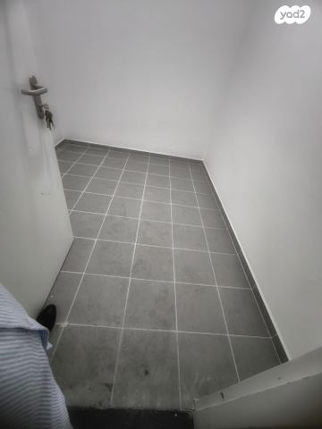 גרציאני יצחק 10