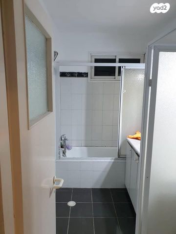 טשרניחובסקי 55