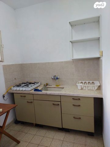 דירה, אד"ם הכהן 7, זיו, חיפה