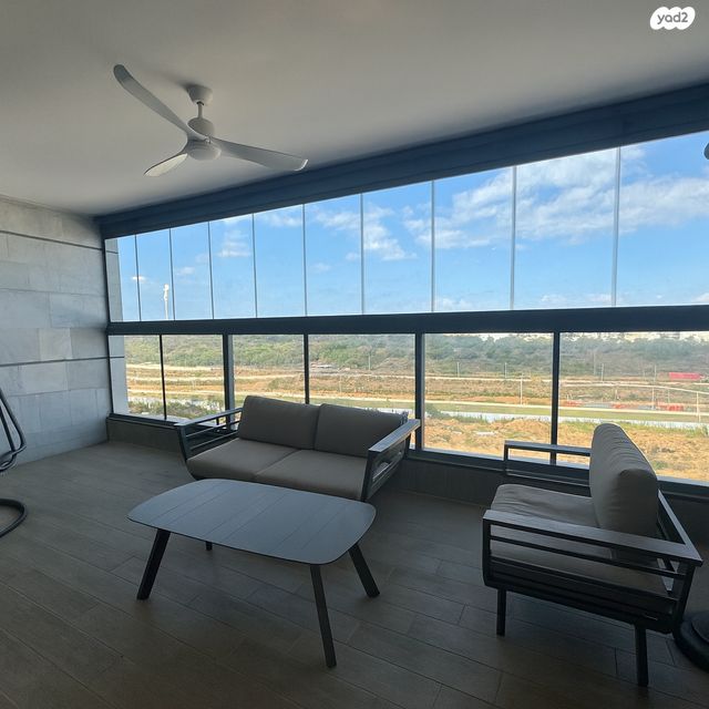 דירה, אור ים, אור עקיבא