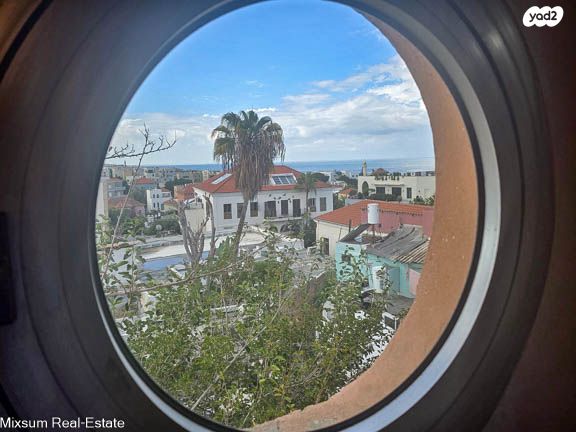 טריפלקס, שערי ניקנור, עג'מי, גבעת העליה, תל אביב יפו