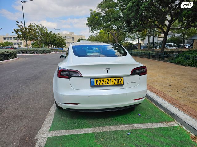 טסלה מודל 3