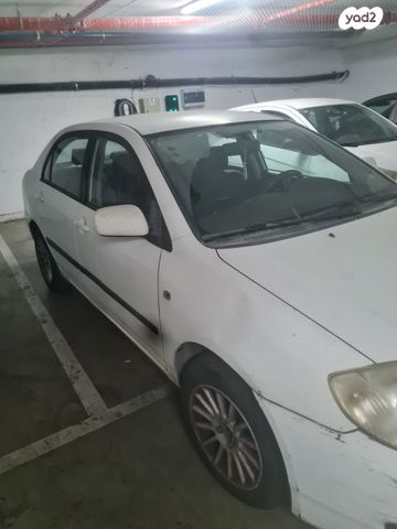 טויוטה קורולה