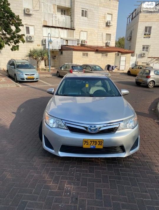 טויוטה קאמרי