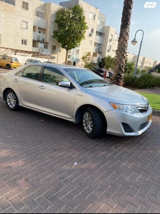 מודעת רכב טויוטה קאמרי