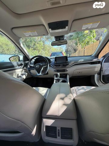 ניסאן אלטימה