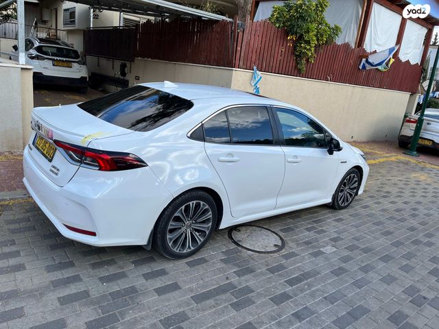 מודעת רכב טויוטה קורולה