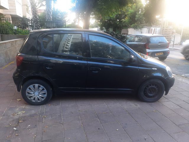 מודעת רכב טויוטה יאריס