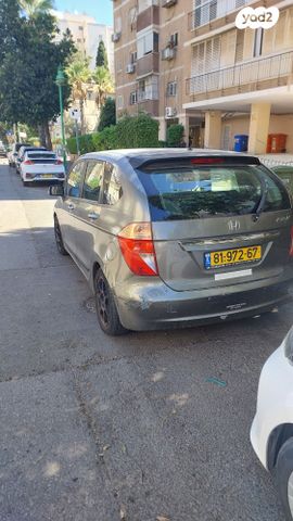 מודעת רכב הונדה FR-V