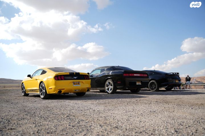 מוסטנג Convertible אוט׳ 3.7 (300 כ״ס)