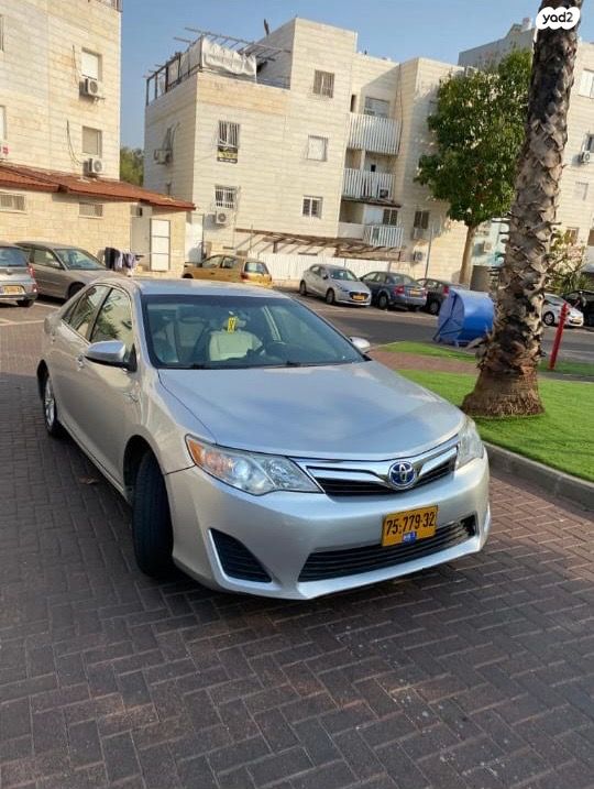 טויוטה קאמרי
