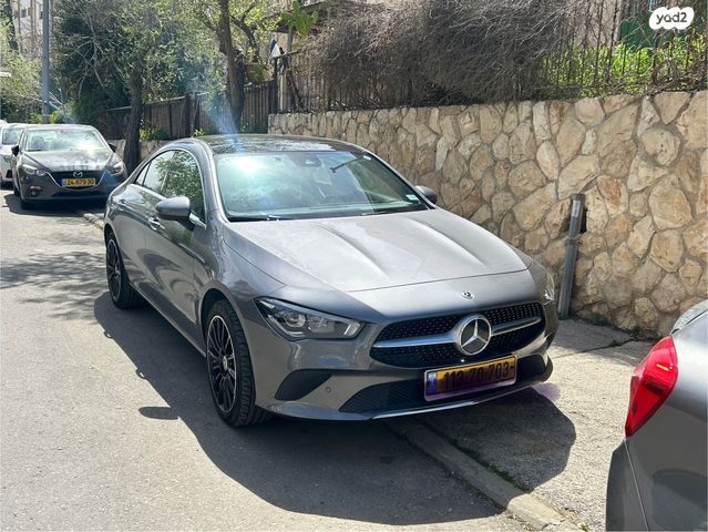 מודעת רכב מרצדס-בנץ CLA