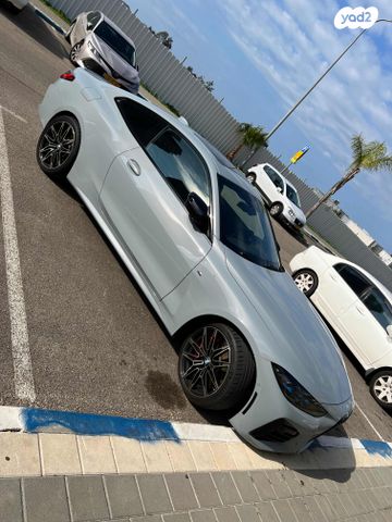 מודעת רכב ב מ וו סדרה 4