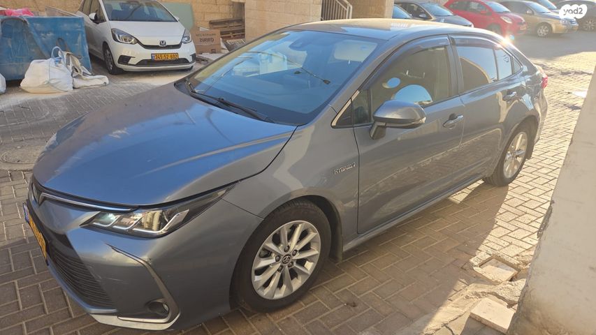 טויוטה קורולה
